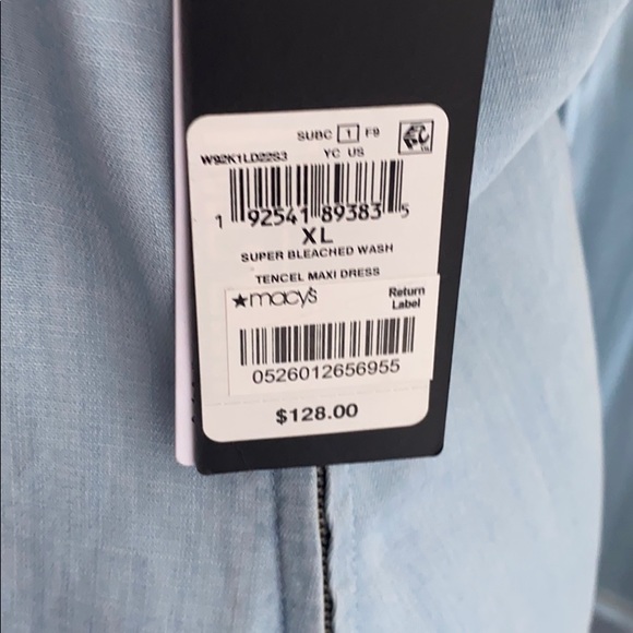 GUESS - Picture 3 of 4